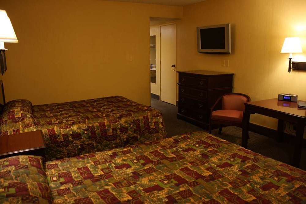 Red Roof Inn Yuba City Bonanza - Marysville Стая снимка