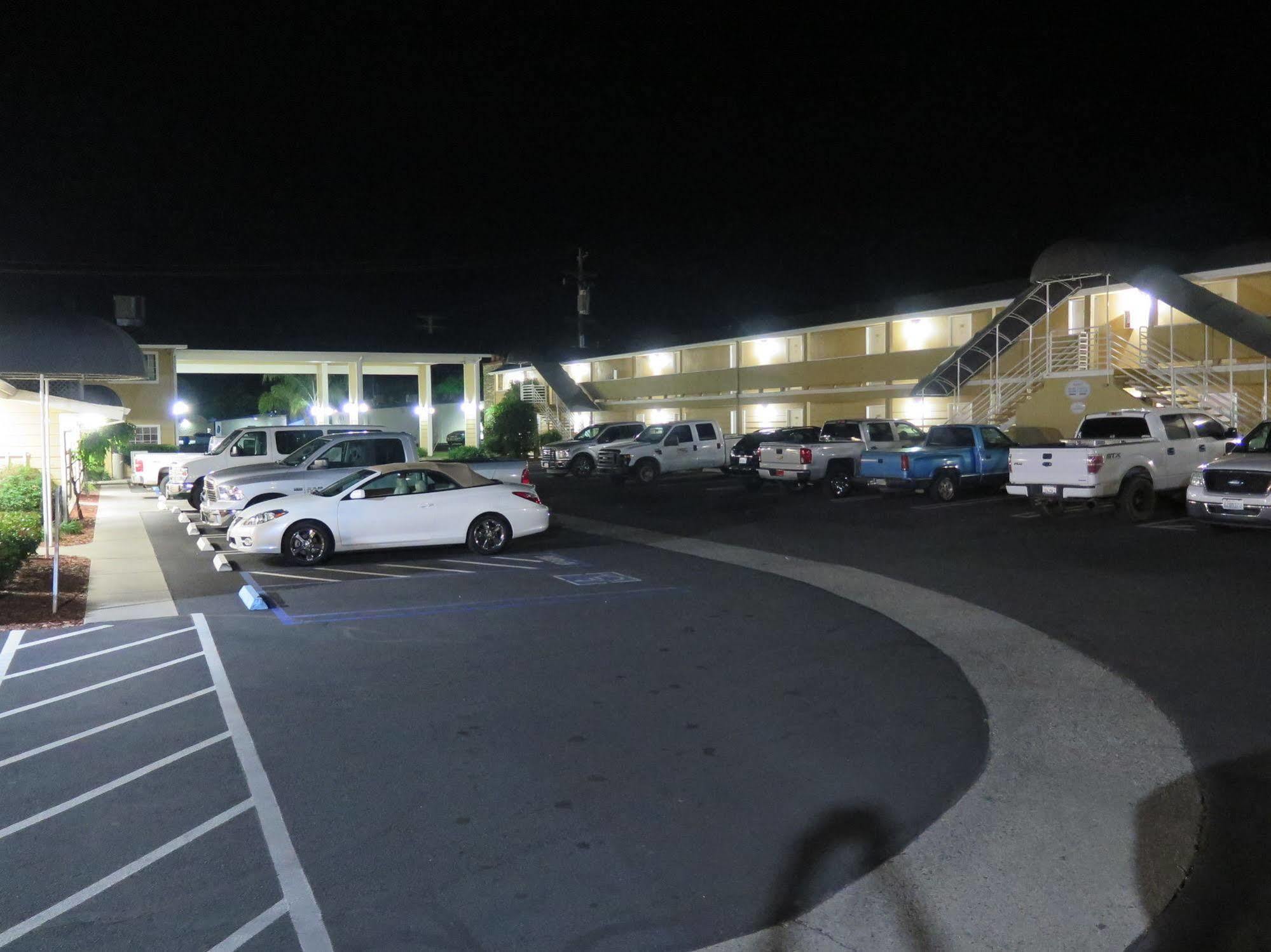 Red Roof Inn Yuba City Bonanza - Marysville Екстериор снимка