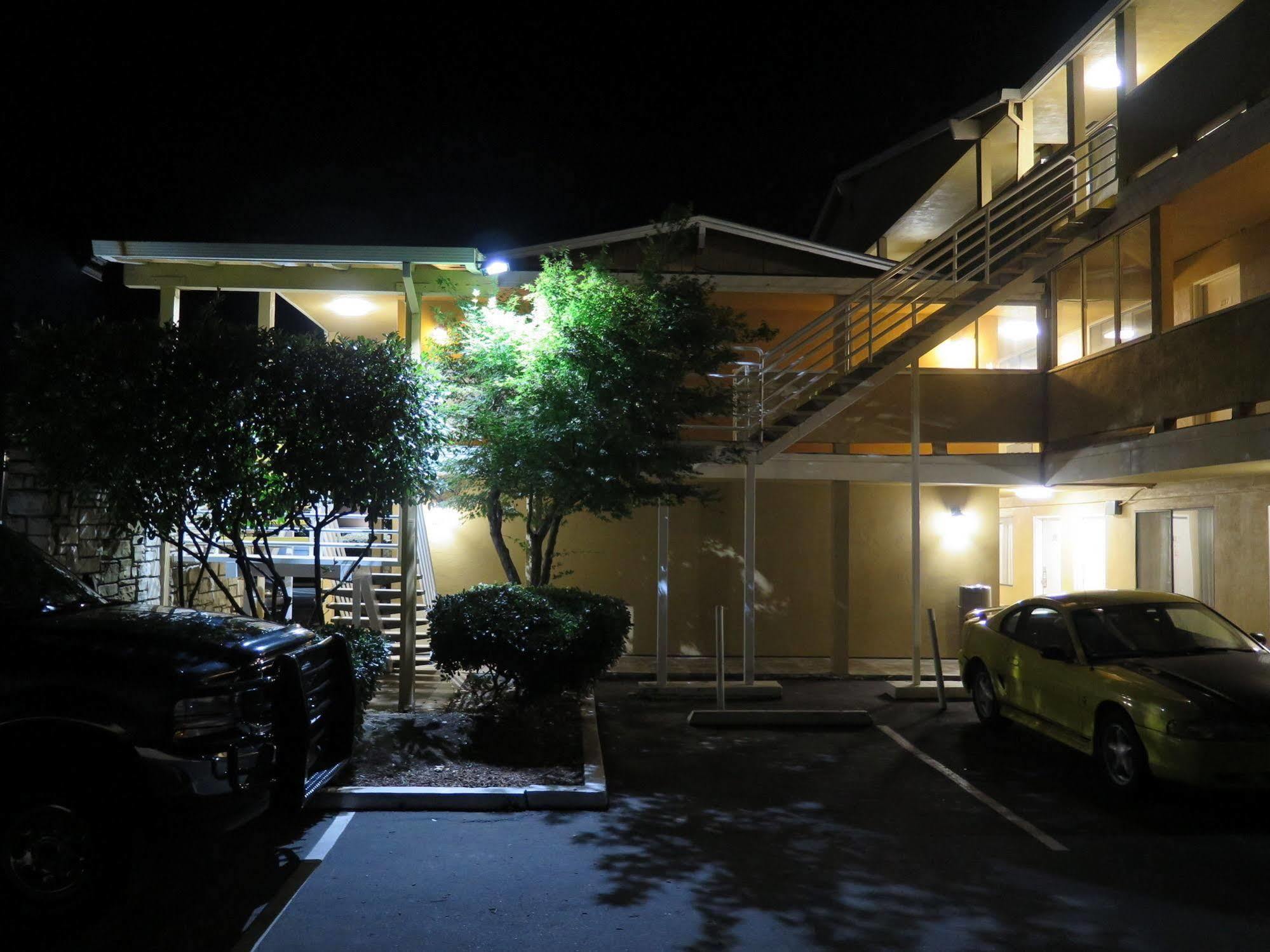 Red Roof Inn Yuba City Bonanza - Marysville Екстериор снимка