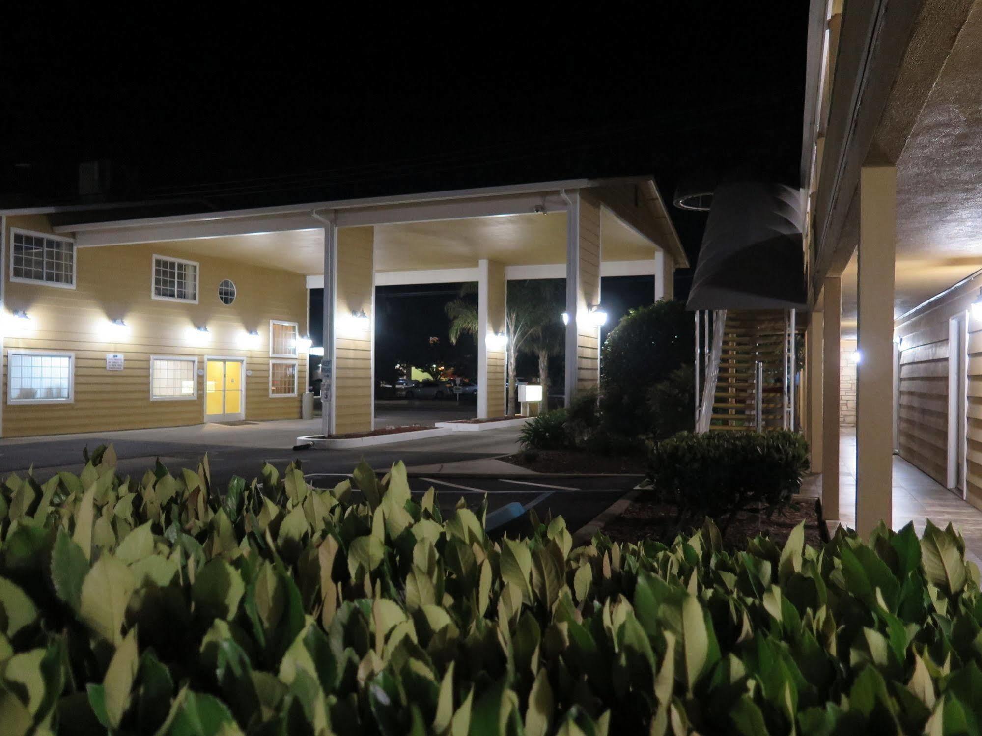 Red Roof Inn Yuba City Bonanza - Marysville Екстериор снимка